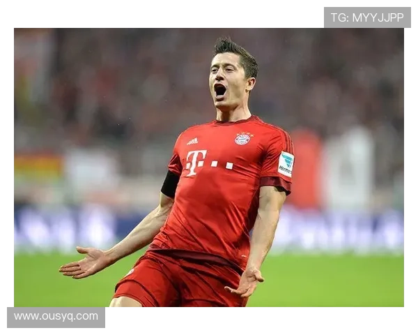 莱万回应外界质疑称仍能贡献球队减少出场时间有助保持状态迎战长赛季 莱万回应外界质疑称仍能贡献球队减少出场时间有助保持状态迎战长赛季