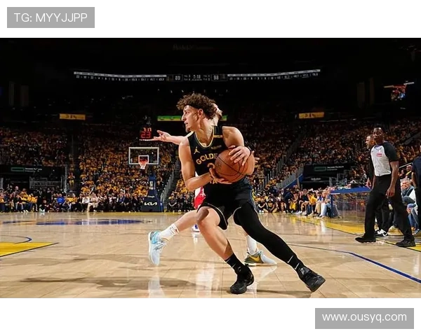 波杰姆斯基高效拿下7分7板2助展现全面表现外线虽低迷仍成勇士亮点 波杰姆斯基高效拿下7分7板2助展现全面表现外线虽低迷仍成勇士亮点