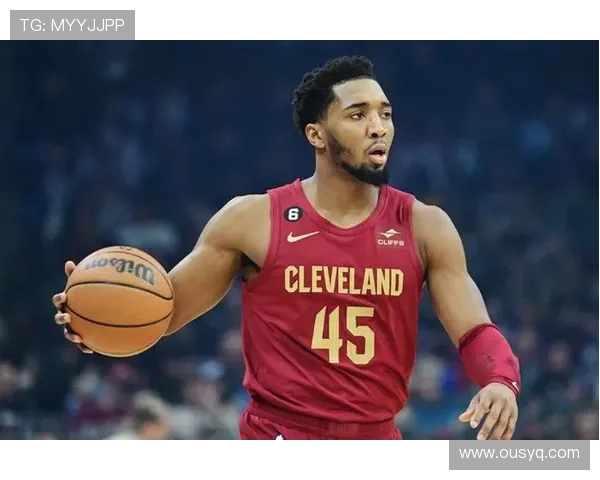 米切尔:揭幕战对决尼克斯意义非凡 外界看好我们两队竞争东部前二 米切尔:揭幕战对决尼克斯意义非凡 外界看好我们两队竞争东部前二